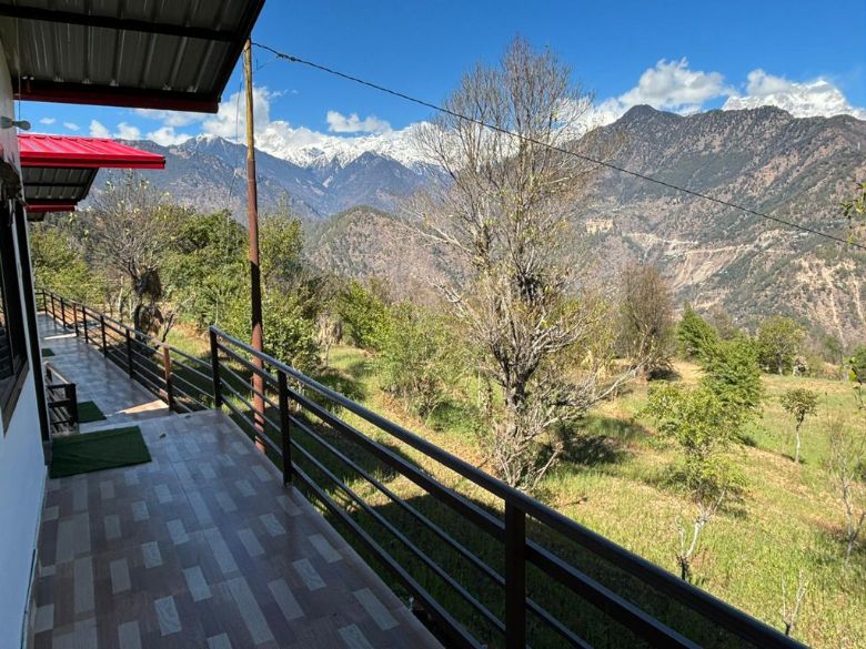 Kalash Resorts - Best resorts in Guptkashi